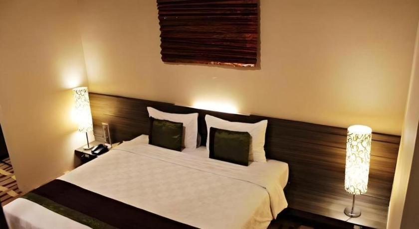 D'Anaya Hotel Богор Экстерьер фото